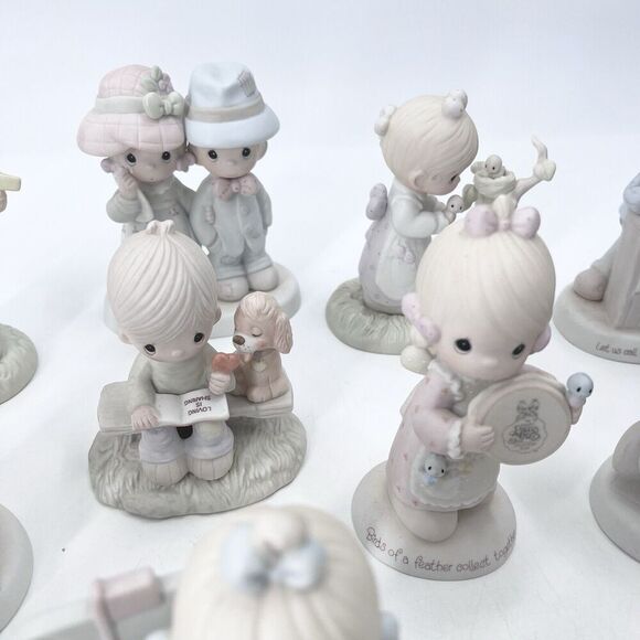 Huge Lot of 23 Vintage Precious Moments Figurines 1976 - 1998 - Picture 14 of 16